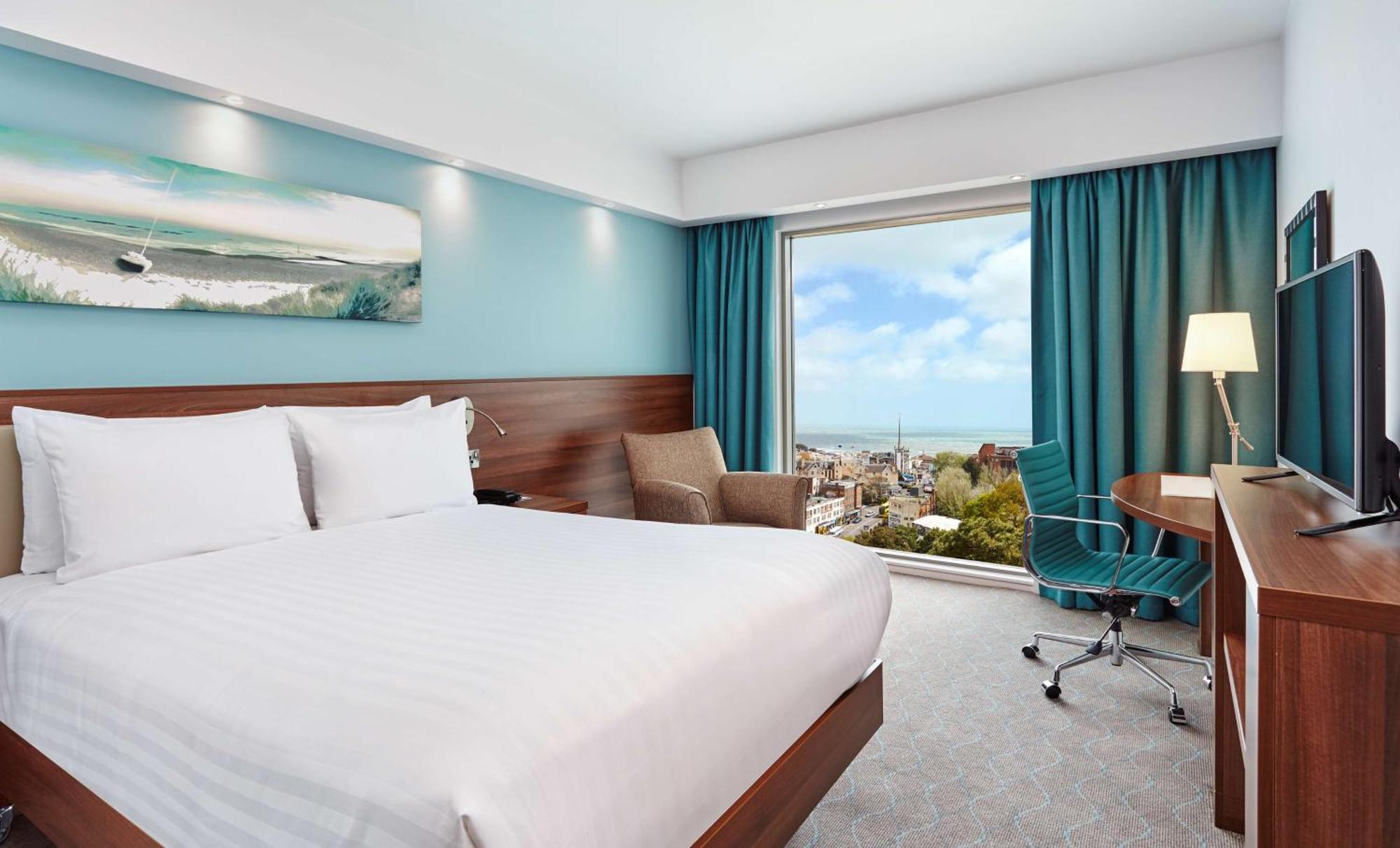 Hampton By Hilton Bournemouth Hotel Екстериор снимка